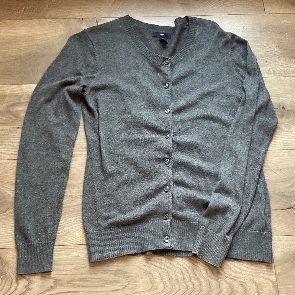 Gap sweater women’s size medium